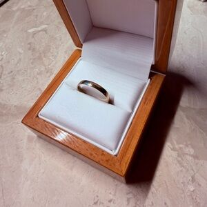 Mejuri 14K Gold Bold Stacker Ring - Size 7